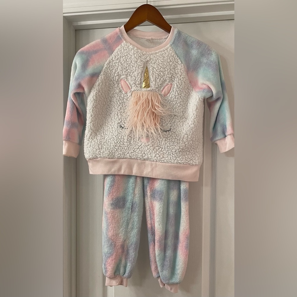 Kensie Girl Unicorn Pajamas Size 7/8